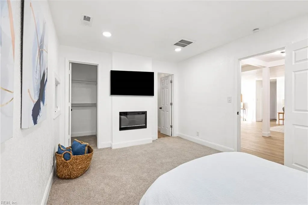 Virginia Beach, Virginia 23455, United States, 4 Bedrooms Bedrooms, ,2 BathroomsBathrooms,Residential,Active,178094