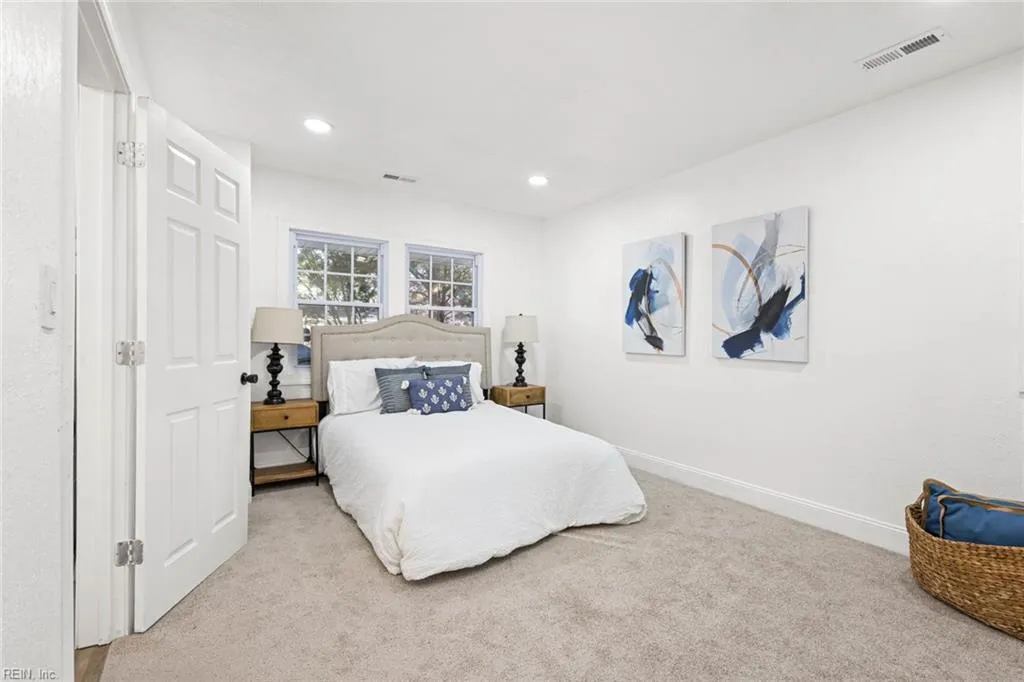 Virginia Beach, Virginia 23455, United States, 4 Bedrooms Bedrooms, ,2 BathroomsBathrooms,Residential,Active,178094