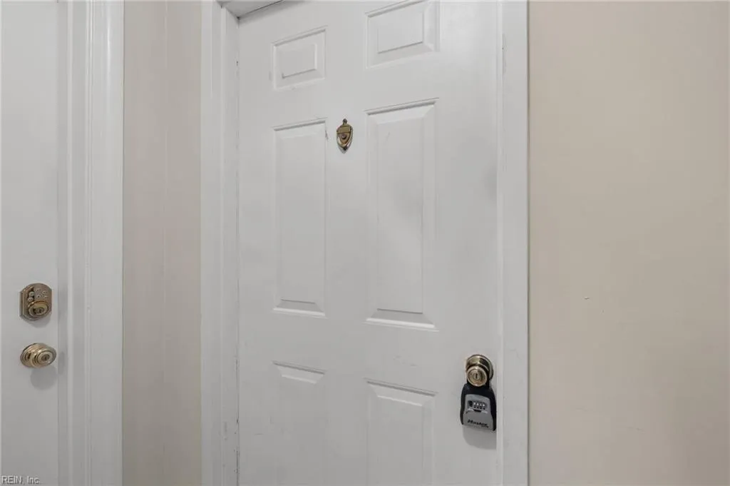 Norfolk, Virginia 23510, United States, 1 Bedroom Bedrooms, ,1 BathroomBathrooms,Residential,Active,80755