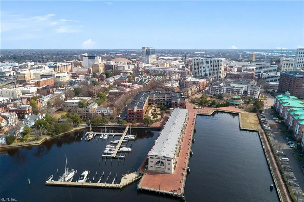 Norfolk, Virginia 23510, United States, 1 Bedroom Bedrooms, ,1 BathroomBathrooms,Residential,Active,80755