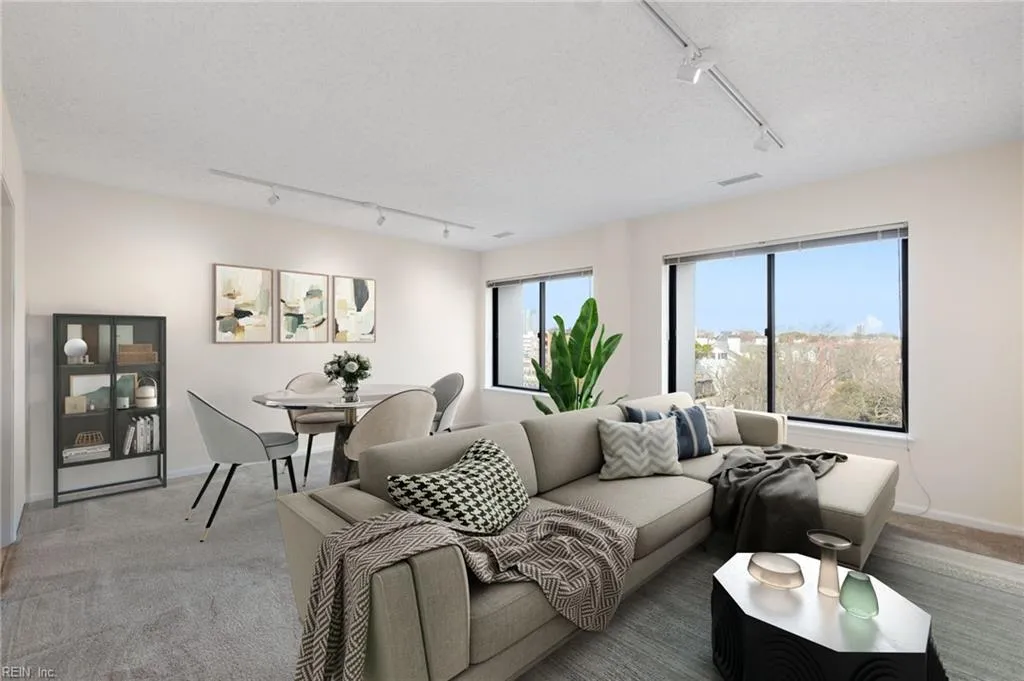 Norfolk, Virginia 23510, United States, 1 Bedroom Bedrooms, ,1 BathroomBathrooms,Residential,Active,80755