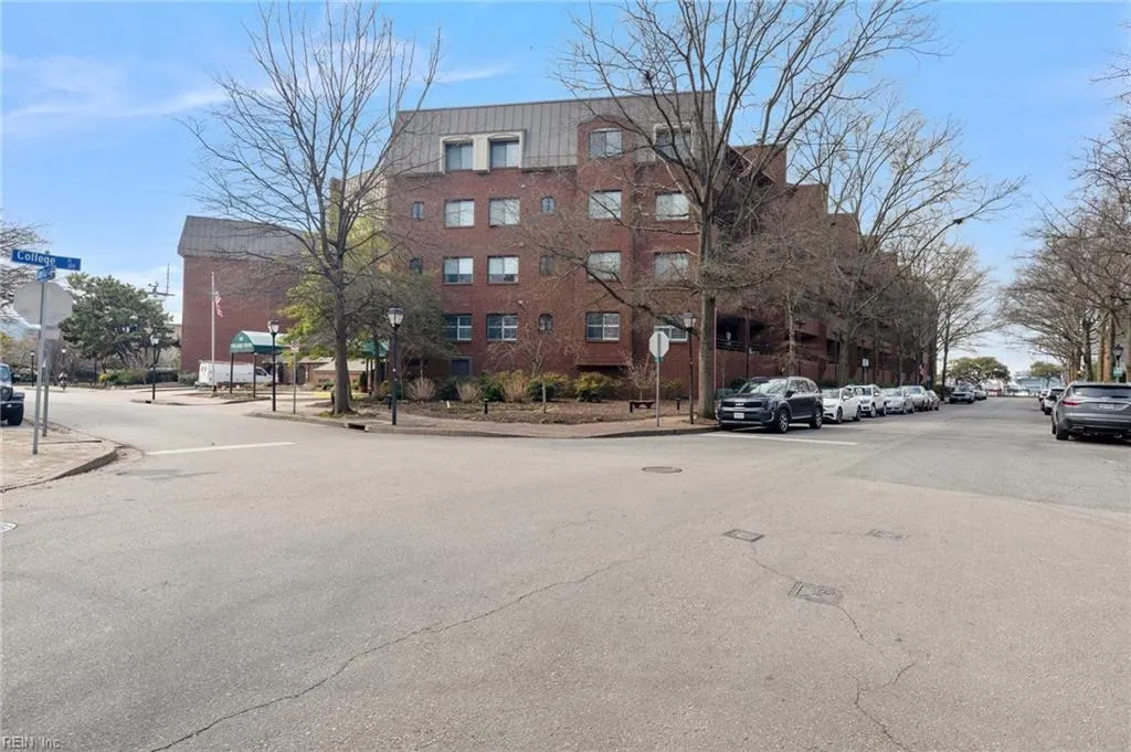 Norfolk, Virginia 23510, United States, 1 Bedroom Bedrooms, ,1 BathroomBathrooms,Residential,Active,80755