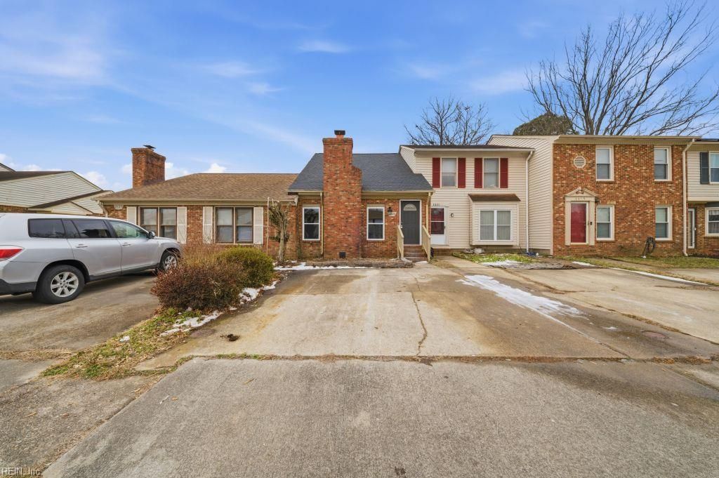 Photo of 2623 Meadows Landing, Chesapeake, VA 23321 (MLS # 10619311)