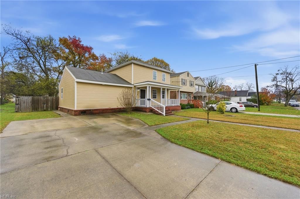 Photo of 332 Catalpa Avenue, Hampton, VA 23661 (MLS # 10611530)