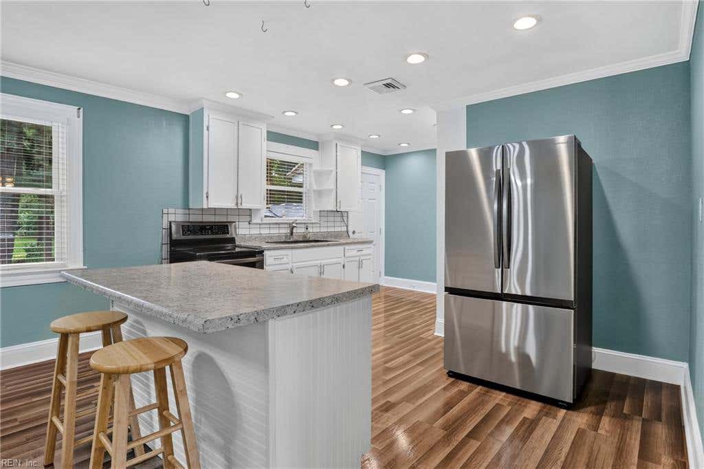 Photo of 212 Kingsboro Street, Suffolk, VA 23434 (MLS # 10648538)