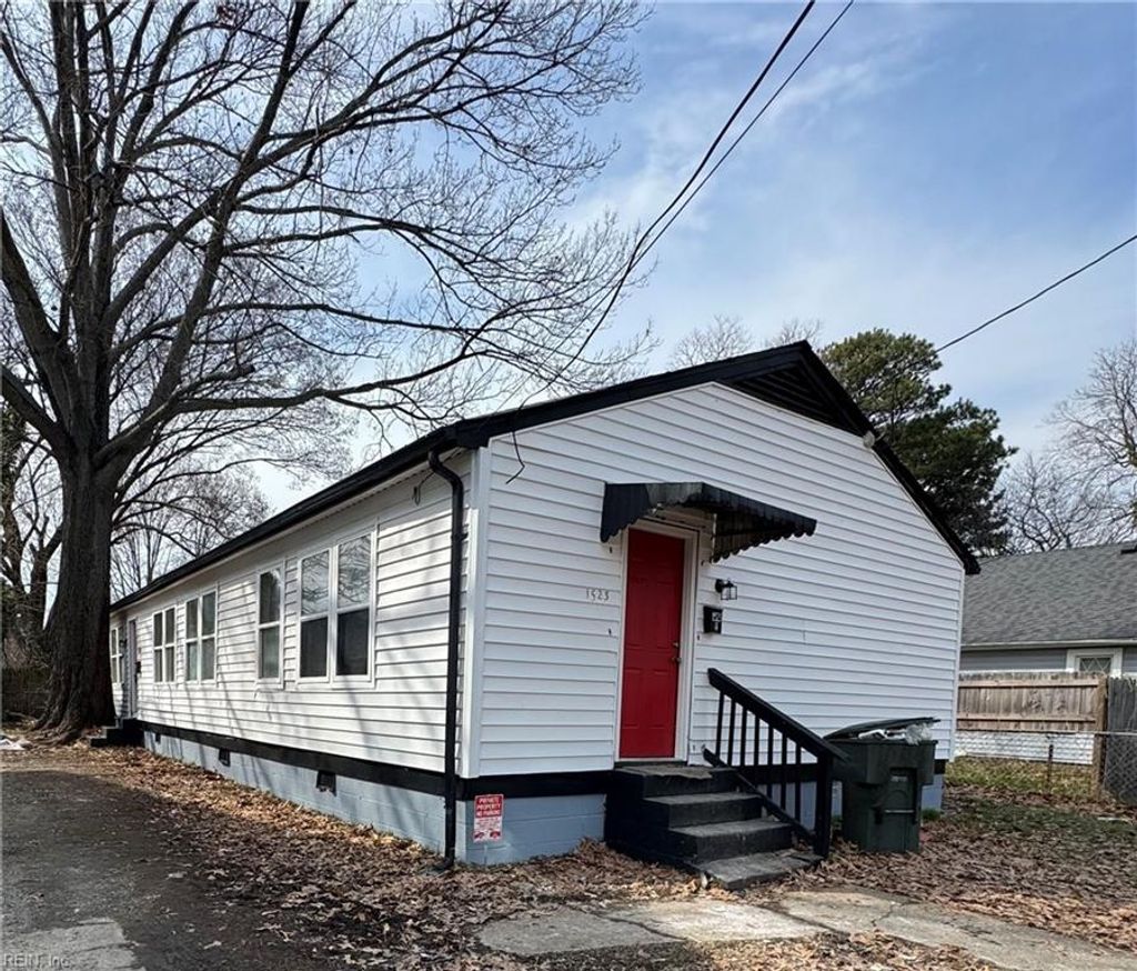 Photo of 1523 Rush St St, Norfolk, VA 23502 (MLS # 10608485)