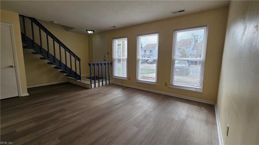 Photo of 731 Woodbox Drive, Virginia Beach, VA 23462 (MLS # 10643997)