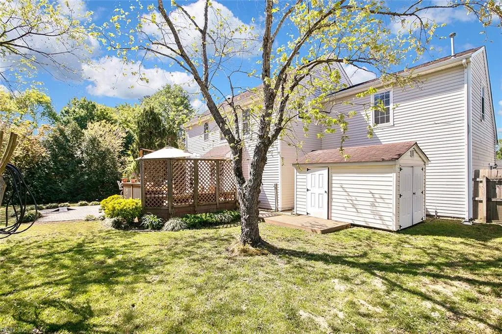 Chesapeake, Virginia 23323, United States, 4 Bedrooms Bedrooms, ,3 BathroomsBathrooms,Residential,Pending,111959