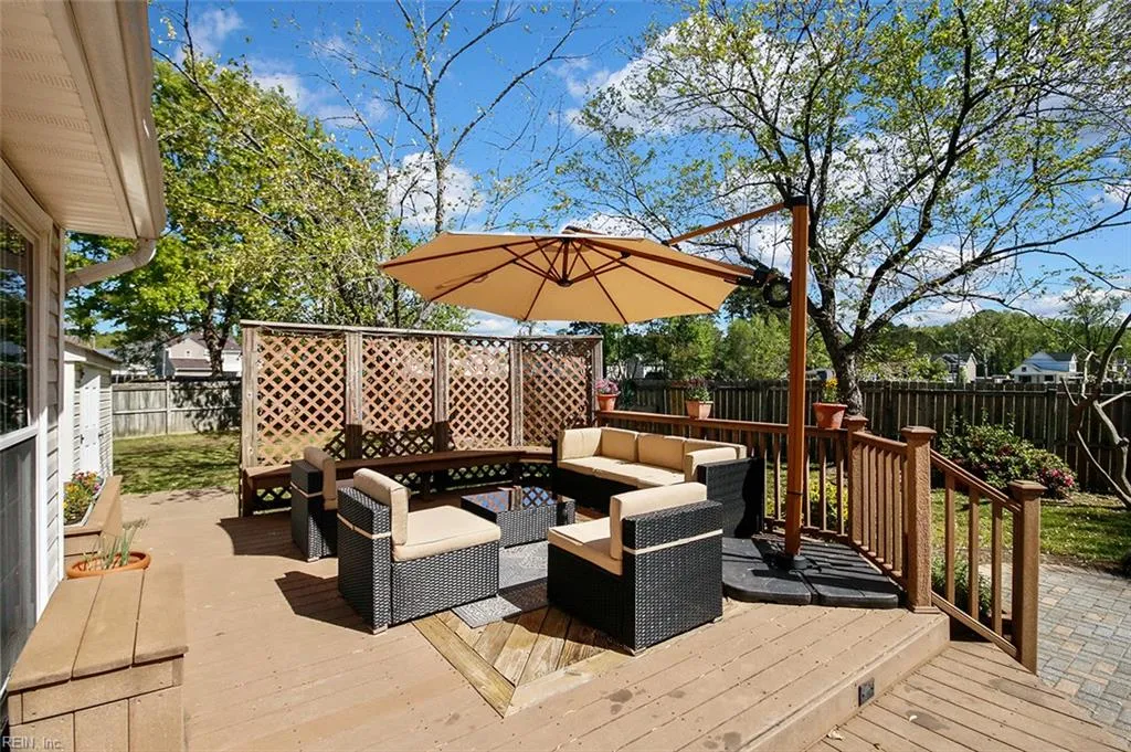 Chesapeake, Virginia 23323, United States, 4 Bedrooms Bedrooms, ,3 BathroomsBathrooms,Residential,Pending,111959