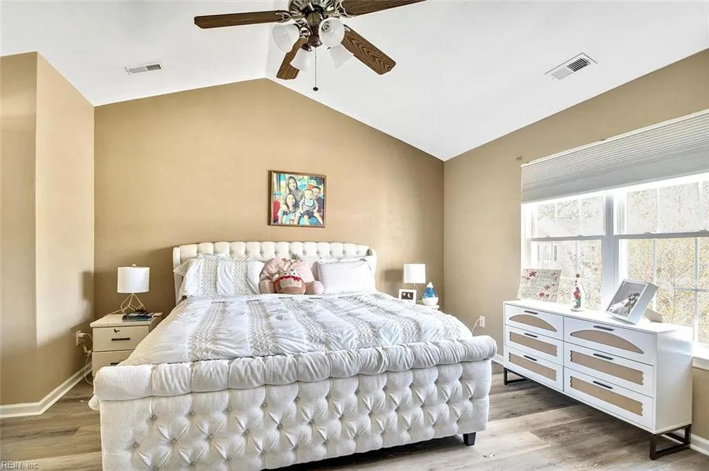 Chesapeake, Virginia 23323, United States, 4 Bedrooms Bedrooms, ,3 BathroomsBathrooms,Residential,Pending,111959