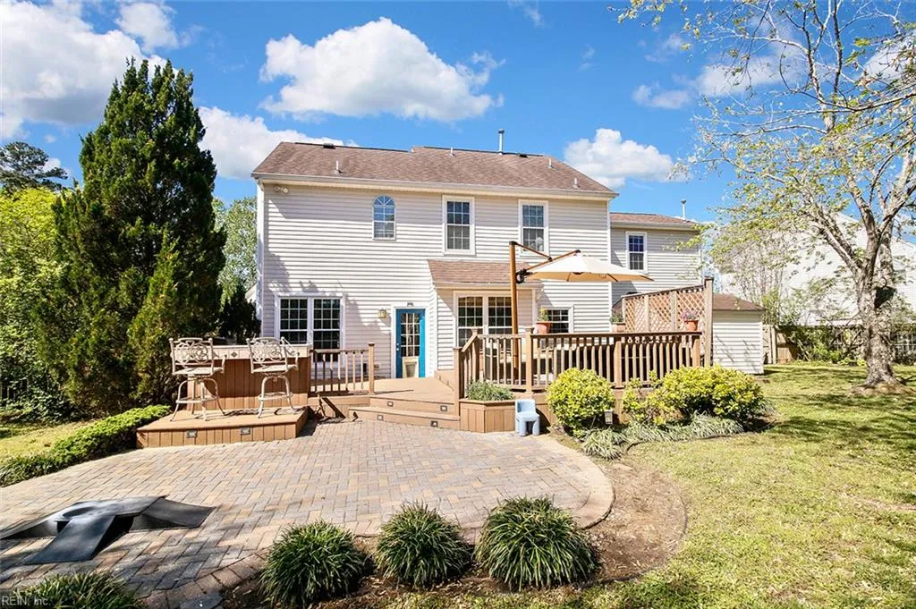 Chesapeake, Virginia 23323, United States, 4 Bedrooms Bedrooms, ,3 BathroomsBathrooms,Residential,Pending,111959