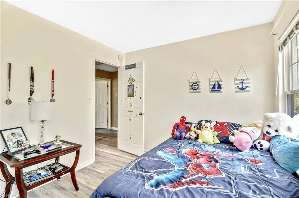 Chesapeake, Virginia 23323, United States, 4 Bedrooms Bedrooms, ,3 BathroomsBathrooms,Residential,Pending,111959