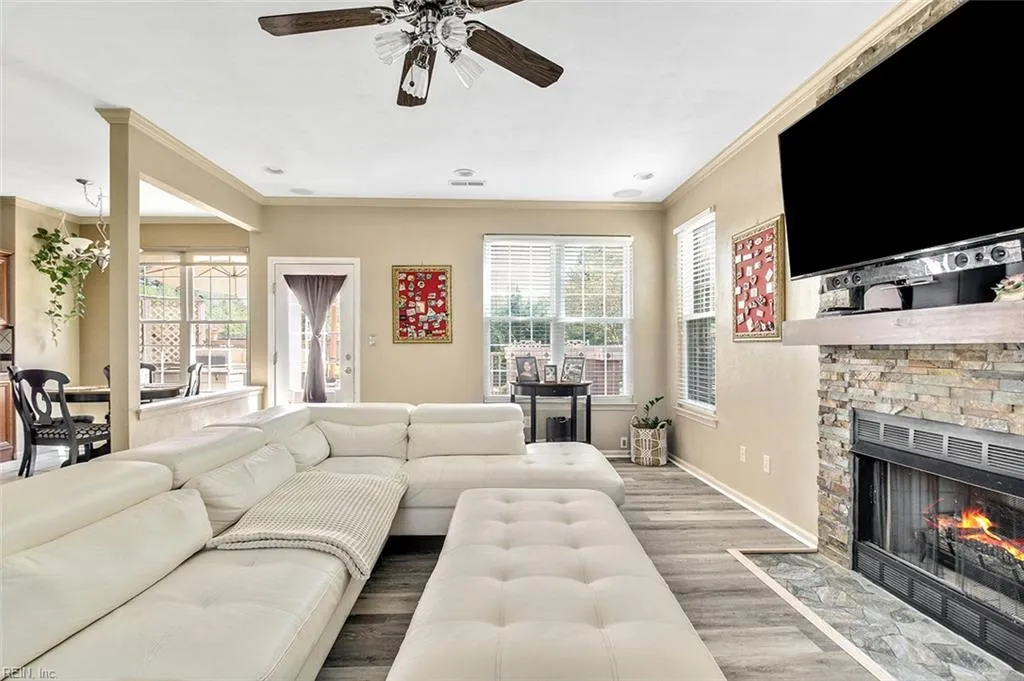 Chesapeake, Virginia 23323, United States, 4 Bedrooms Bedrooms, ,3 BathroomsBathrooms,Residential,Pending,111959