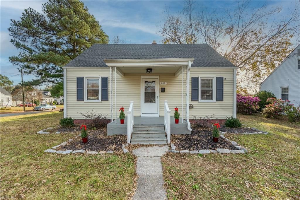 Photo of 811 Brightley Road, Norfolk, VA 23509 (MLS # 10610889)
