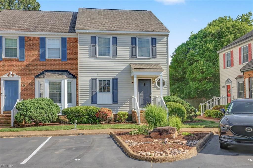 Photo of 6 Capps Qtrs #2, Hampton, VA 23669 (MLS # 10634981)