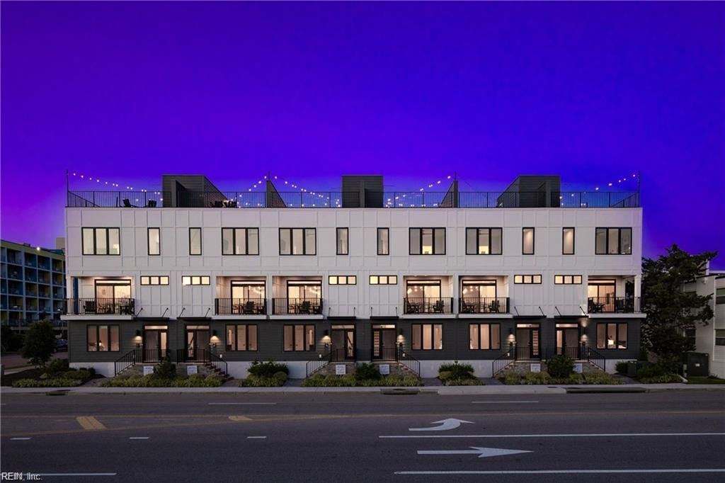 Photo of 949 Pacific Avenue Avenue, Virginia Beach, VA 23451 (MLS # 10626118)