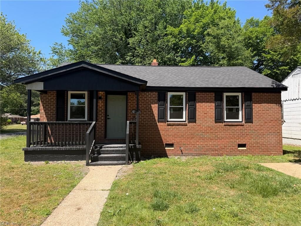 Photo of 2420 Charleston Avenue, Portsmouth, VA 23704 (MLS # 10634719)