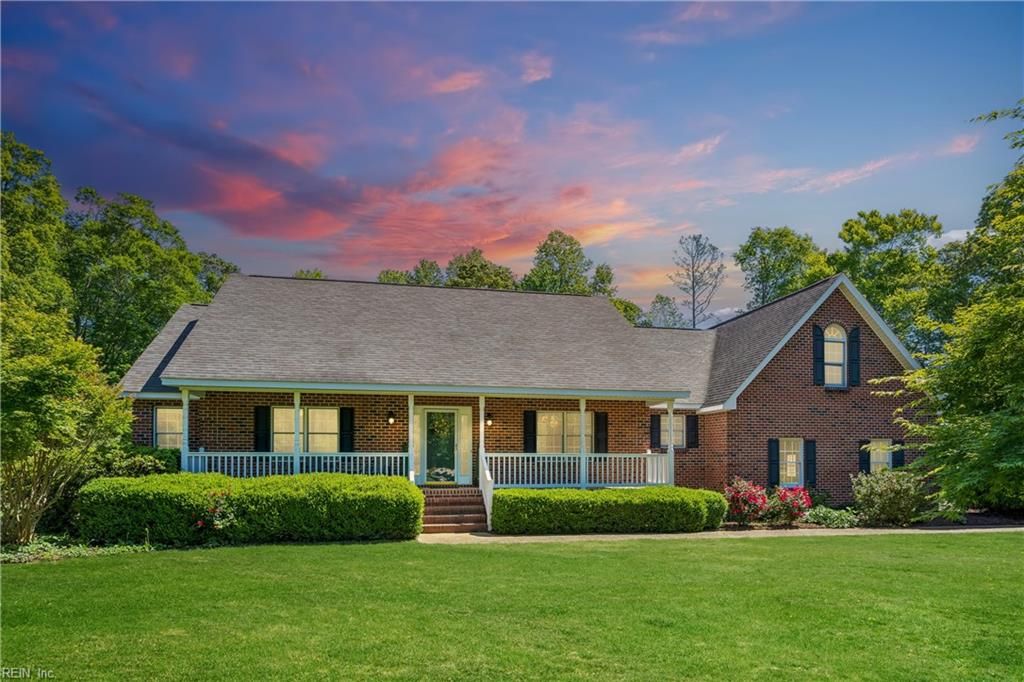 Photo of 4202 Hall Oaks Drive, Gloucester, VA 23061 (MLS # 10634032)