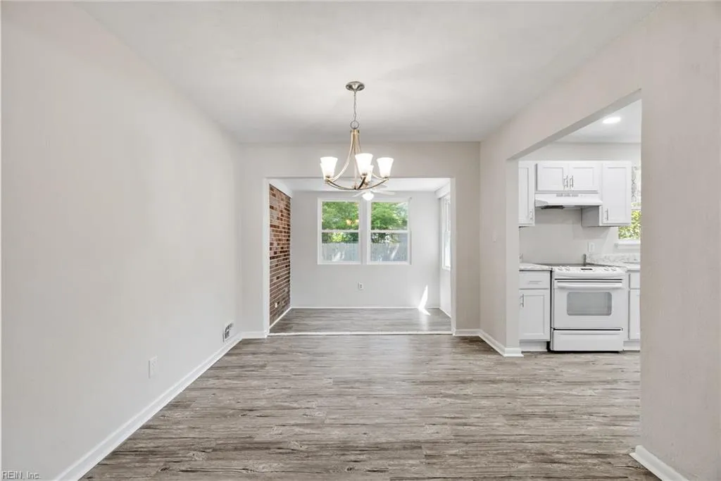 Virginia Beach, Virginia 23452, United States, 3 Bedrooms Bedrooms, ,2 BathroomsBathrooms,Residential,Active,116824