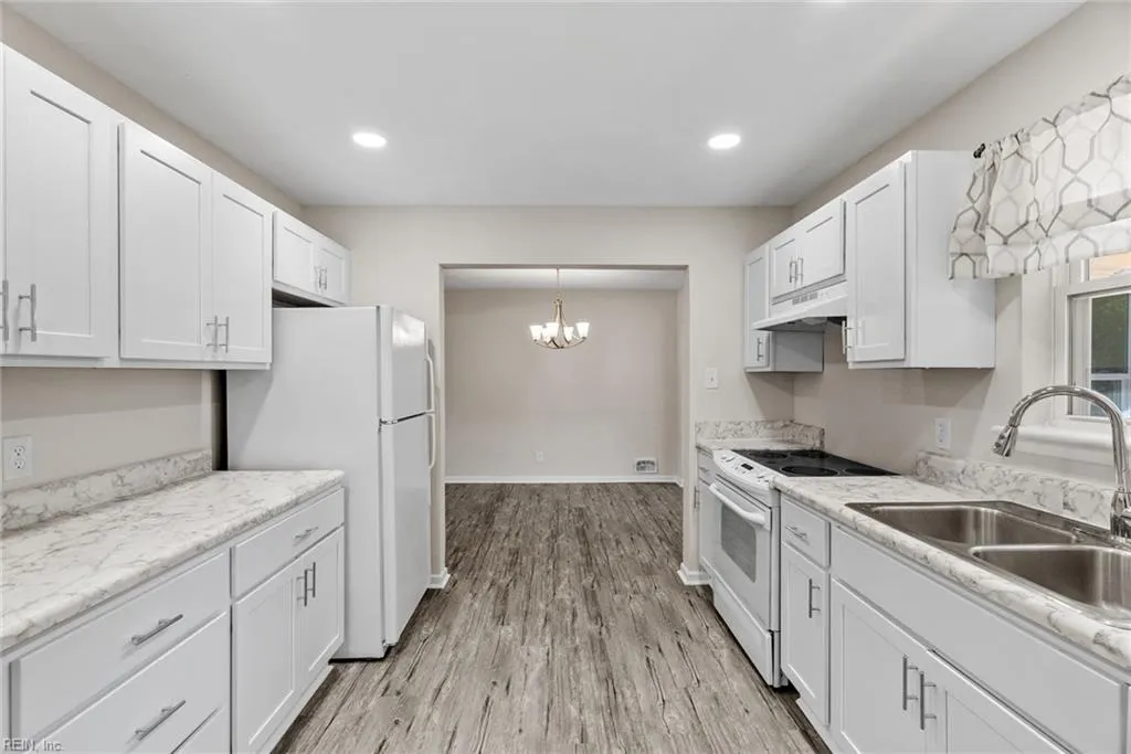 Virginia Beach, Virginia 23452, United States, 3 Bedrooms Bedrooms, ,2 BathroomsBathrooms,Residential,Active,116824