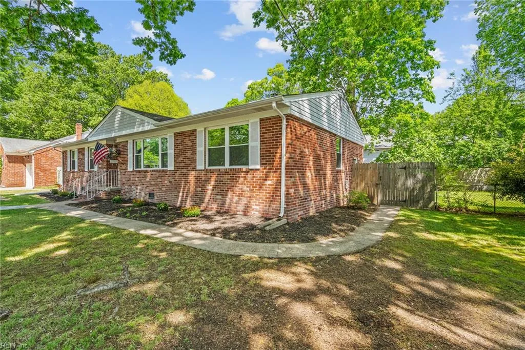 Virginia Beach, Virginia 23452, United States, 3 Bedrooms Bedrooms, ,2 BathroomsBathrooms,Residential,Active,116824