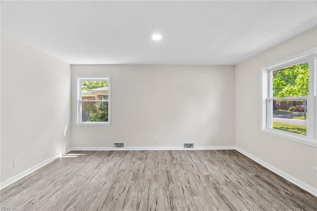 Virginia Beach, Virginia 23452, United States, 3 Bedrooms Bedrooms, ,2 BathroomsBathrooms,Residential,Active,116824