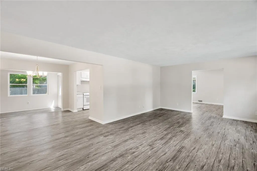 Virginia Beach, Virginia 23452, United States, 3 Bedrooms Bedrooms, ,2 BathroomsBathrooms,Residential,Active,116824