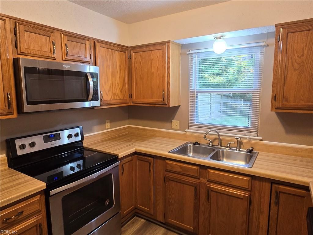 Photo of 1061 Gauguin Drive, Virginia Beach, VA 23454 (MLS # 10613721)