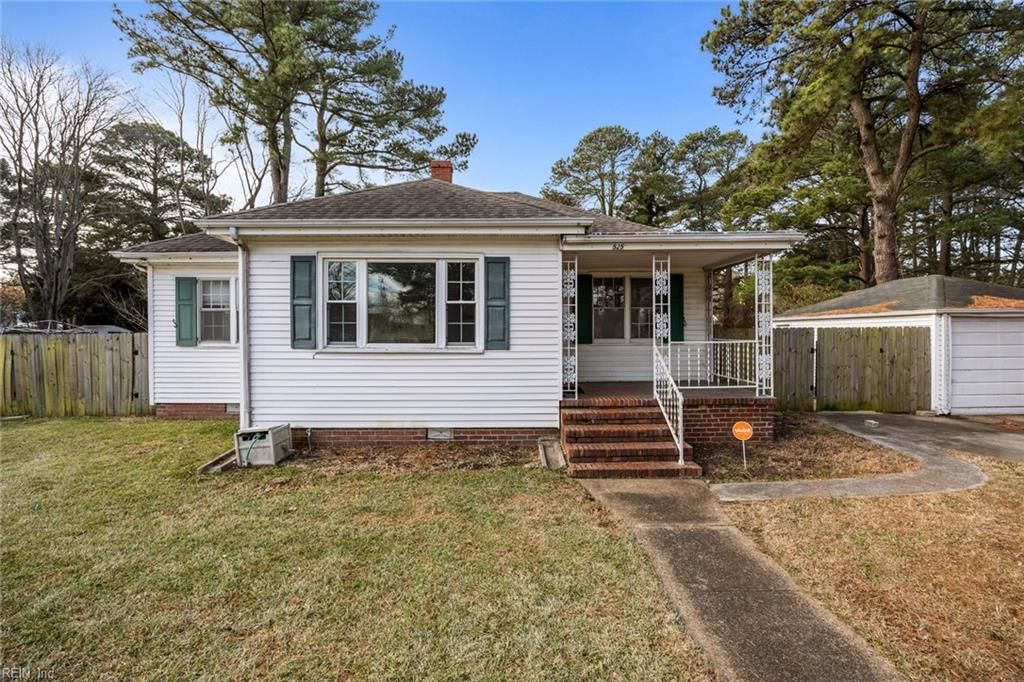 Photo of 525 Virginian Drive, Norfolk, VA 23505 (MLS # 10614089)