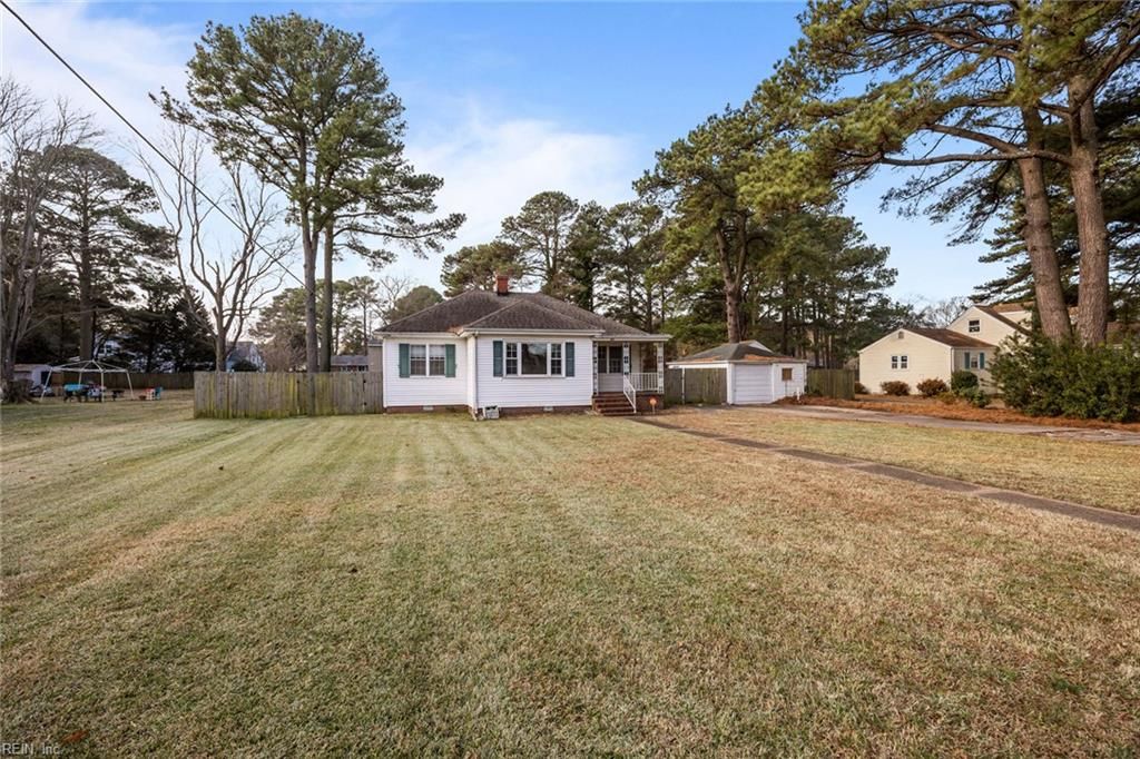 Photo of 525 Virginian Drive, Norfolk, VA 23505 (MLS # 10614089)