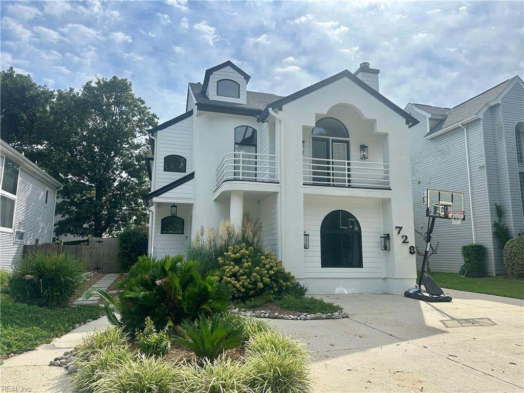 Photo of 728 Surfside Avenue, Virginia Beach, VA 23451 (MLS # 10650626)