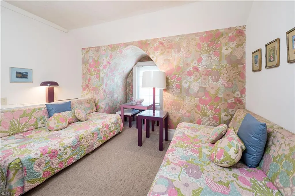 Virginia Beach, Virginia 23451, United States, 5 Bedrooms Bedrooms, ,4 BathroomsBathrooms,Residential,Active,38180