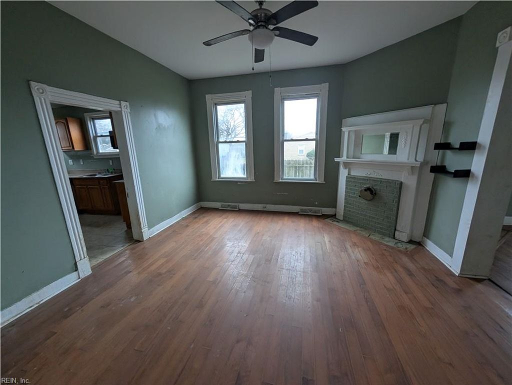 Photo of 2123 Effingham Street, Portsmouth, VA 23704 (MLS # 10625205)