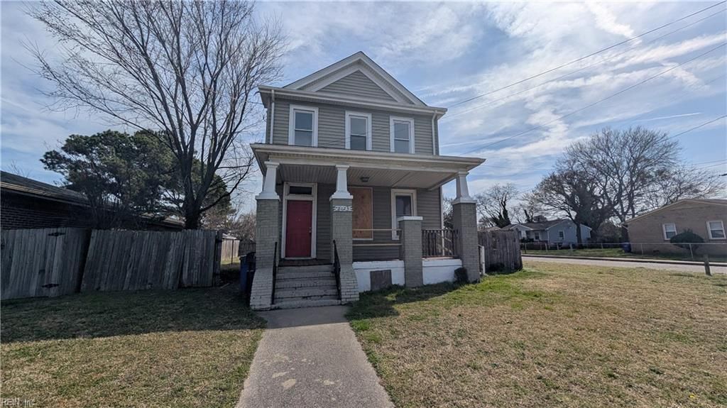 Photo of 2123 Effingham Street, Portsmouth, VA 23704 (MLS # 10625205)