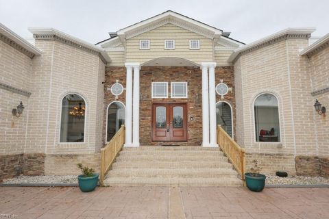 1608 Venetian WAY Chesapeake VA 23322