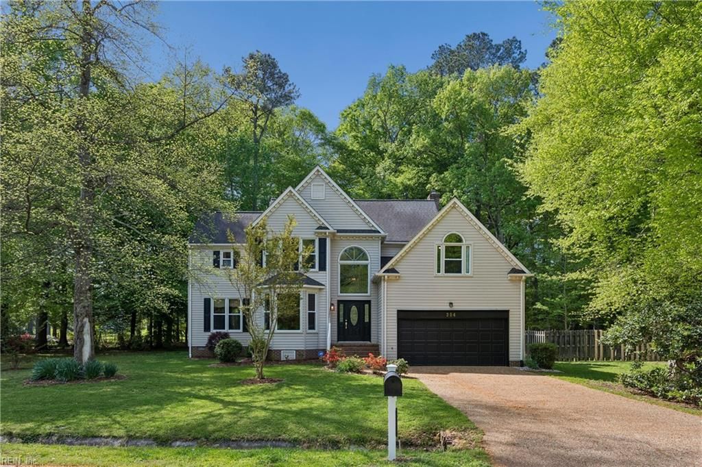 Photo of 304 Autumn Way, Yorktown, VA 23693 (MLS # 10631510)