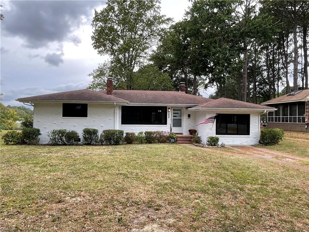 Photo of 7029 Suburban Arch, Norfolk, VA 23505 (MLS # 10657405)
