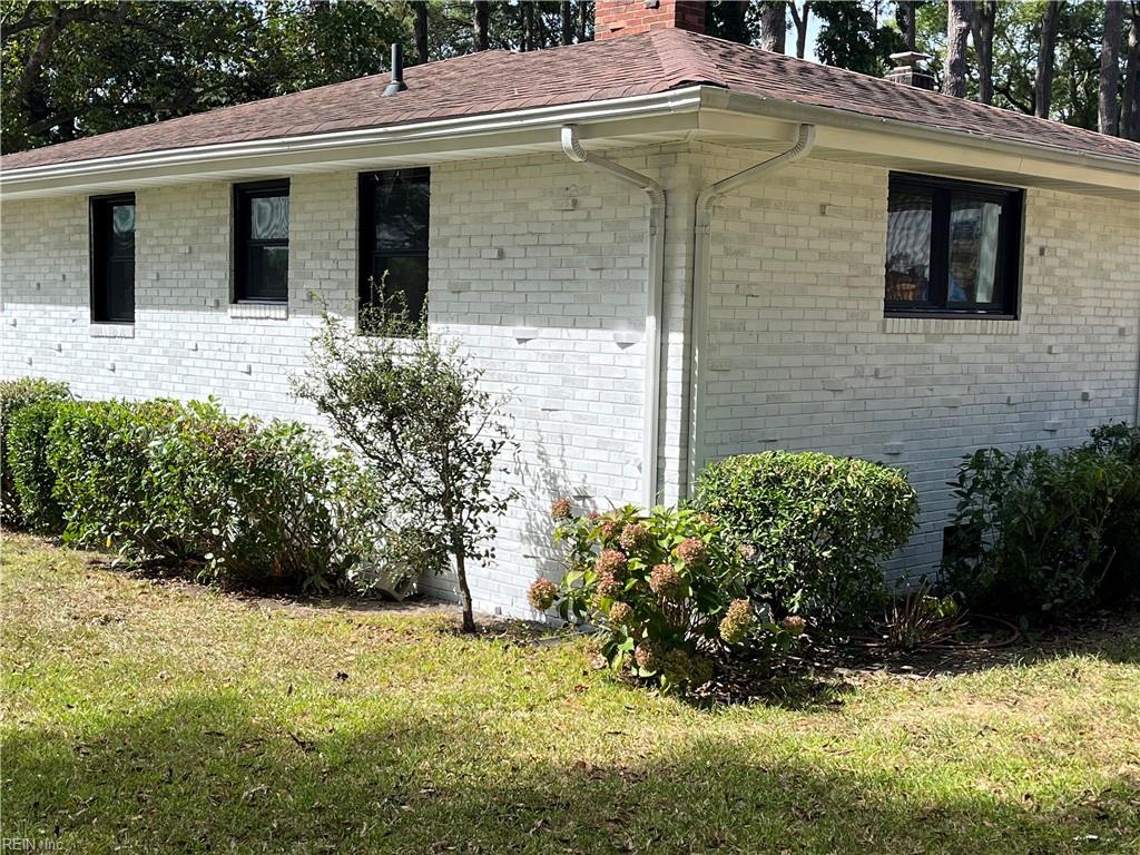 Photo of 7029 Suburban Arch, Norfolk, VA 23505 (MLS # 10657405)
