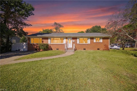 Photo of 4756 Holladay Road, Virginia Beach, VA 23455 (MLS # 10658941)