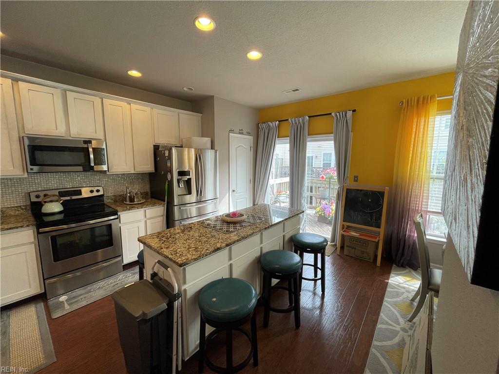 302 Aqua CT
