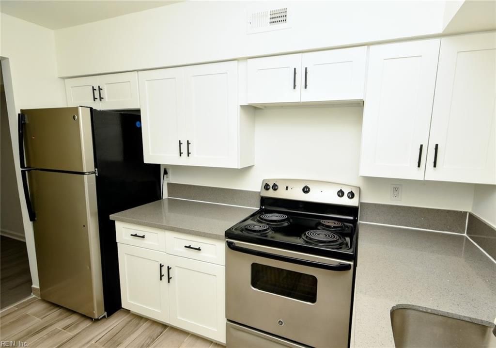 Photo of 437 Barberton Drive, Virginia Beach, VA 23451 (MLS # 10628263)