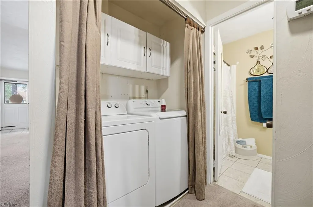 Virginia Beach, Virginia 23462, United States, 3 Bedrooms Bedrooms, ,2 BathroomsBathrooms,Residential,Pending,252867