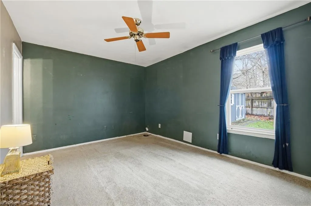 Virginia Beach, Virginia 23462, United States, 3 Bedrooms Bedrooms, ,2 BathroomsBathrooms,Residential,Pending,252867