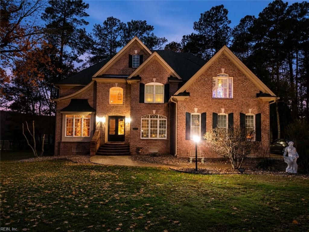 Photo of 20582 Seahawk Landing, Smithfield, VA 23430 (MLS # 10635896)