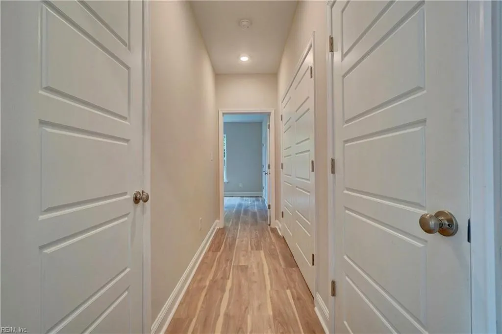 Hampton, Virginia 23664, United States, 5 Bedrooms Bedrooms, ,4 BathroomsBathrooms,Residential,Active,144588