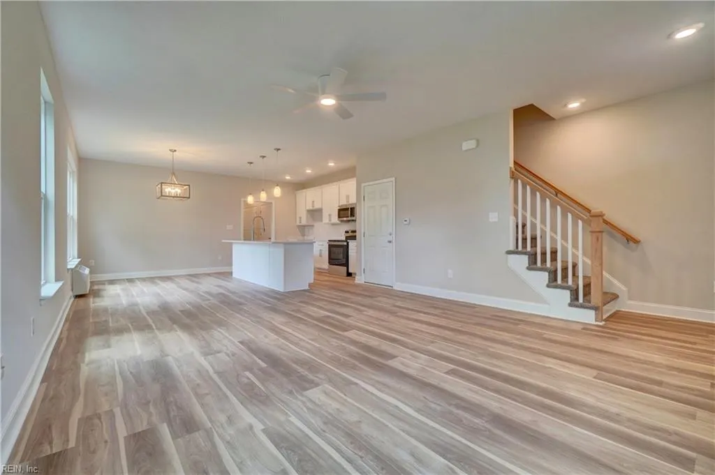 Hampton, Virginia 23664, United States, 5 Bedrooms Bedrooms, ,4 BathroomsBathrooms,Residential,Active,144588