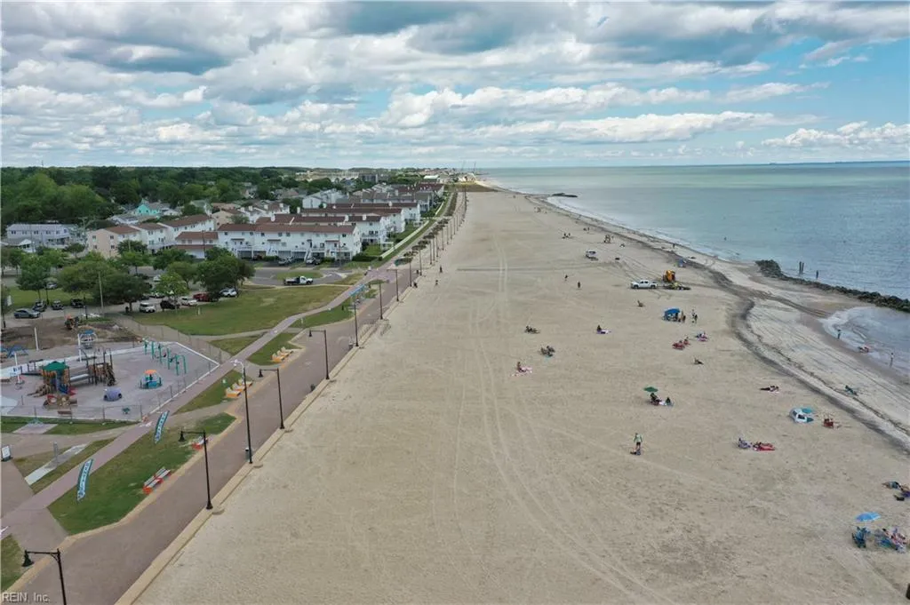 Hampton, Virginia 23664, United States, 5 Bedrooms Bedrooms, ,4 BathroomsBathrooms,Residential,Active,144588