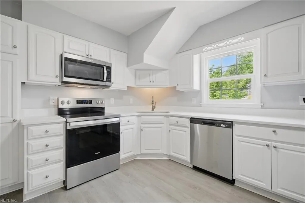 Chesapeake, Virginia 23325, United States, 4 Bedrooms Bedrooms, ,2 BathroomsBathrooms,Residential,Active,120449