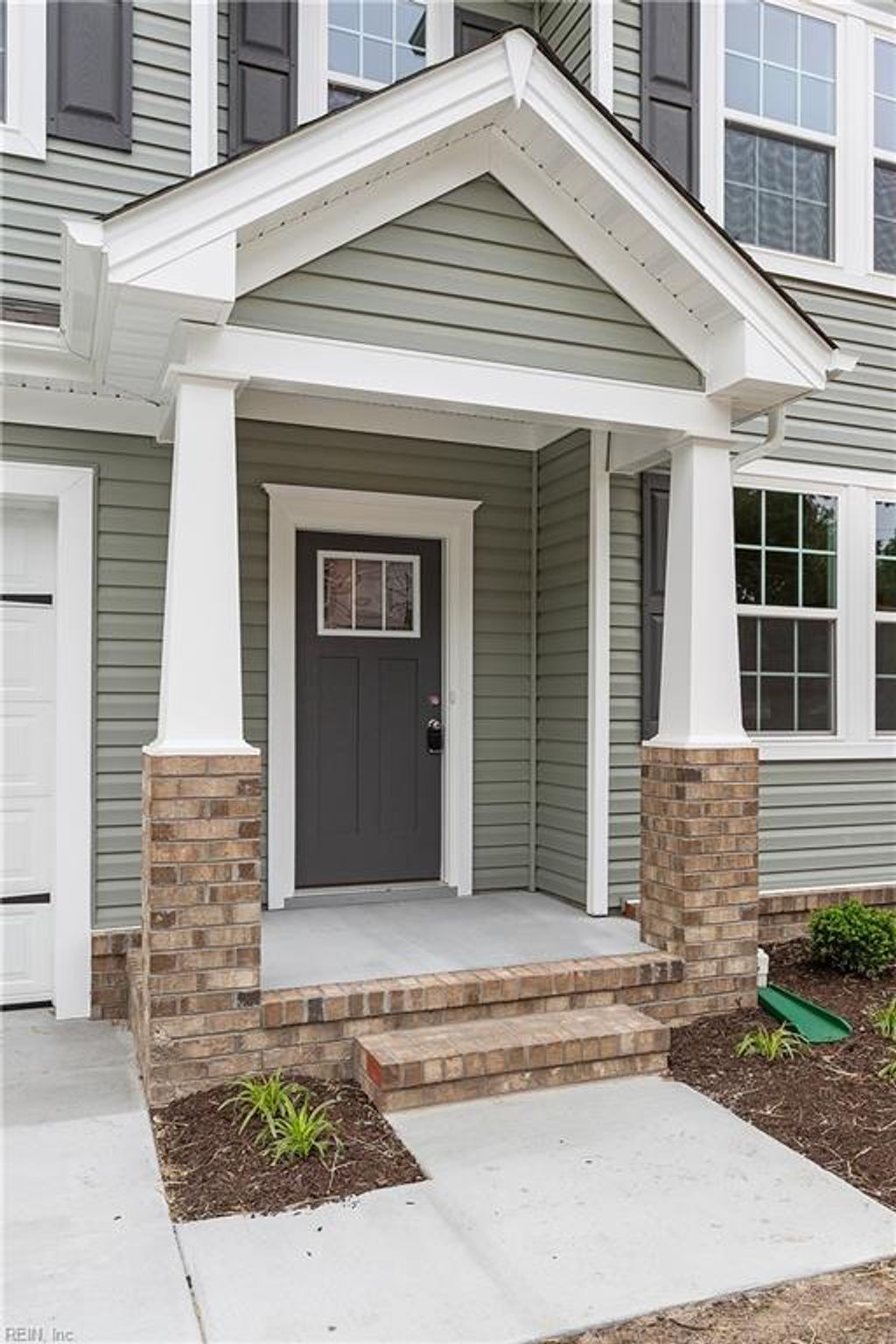 Photo of 823 Parsonage Street, Elizabeth City, NC 27909 (MLS # 10618373)