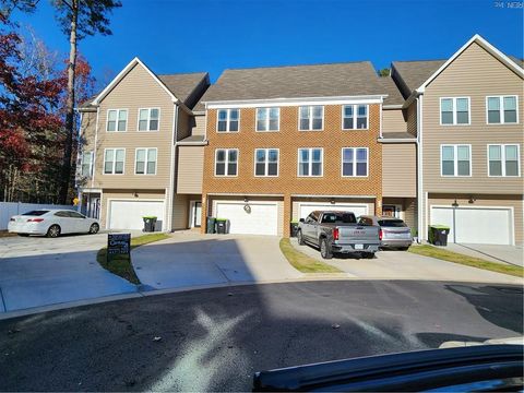 Photo of 933 Eastfield Lane, Newport News, VA 23602 (MLS # 10611747)